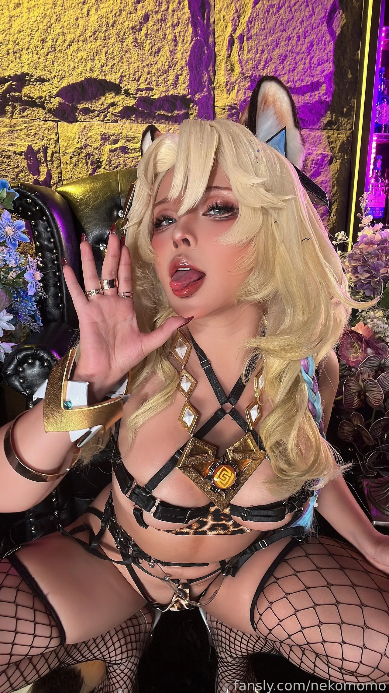 Sayo Momo-Xilonen-erohere56.webp